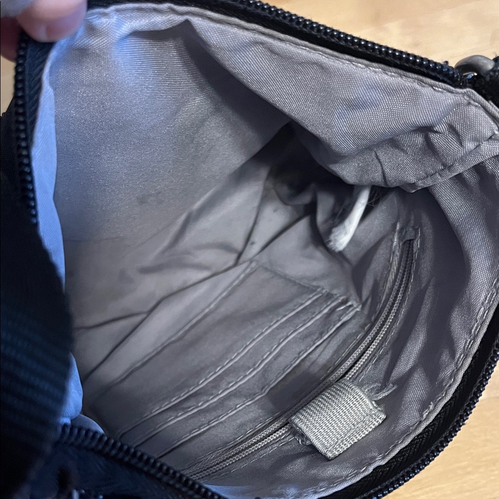 Baggallini Crossbody with Adjustable Strap - Picture 5 of 8